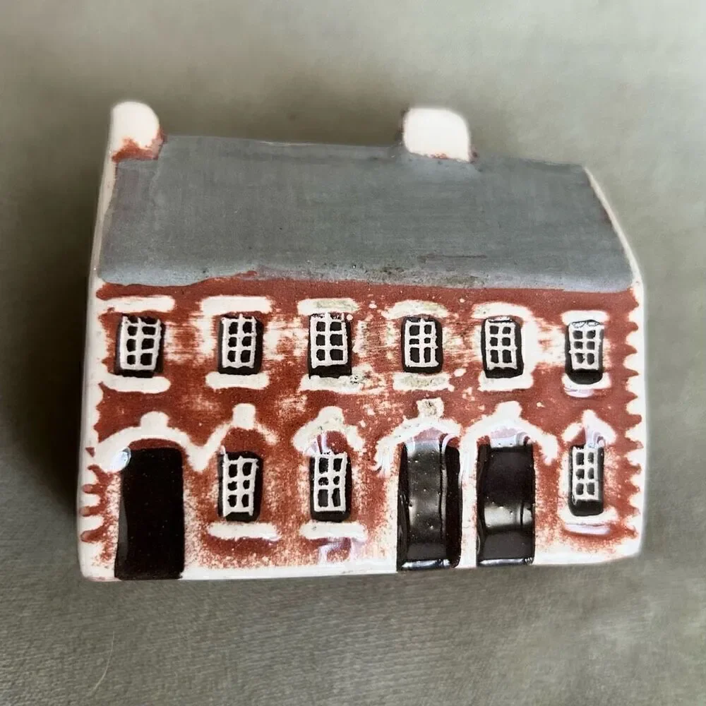 Mudlen End Studio #22 A Row of Cottages Two Up, Two Down